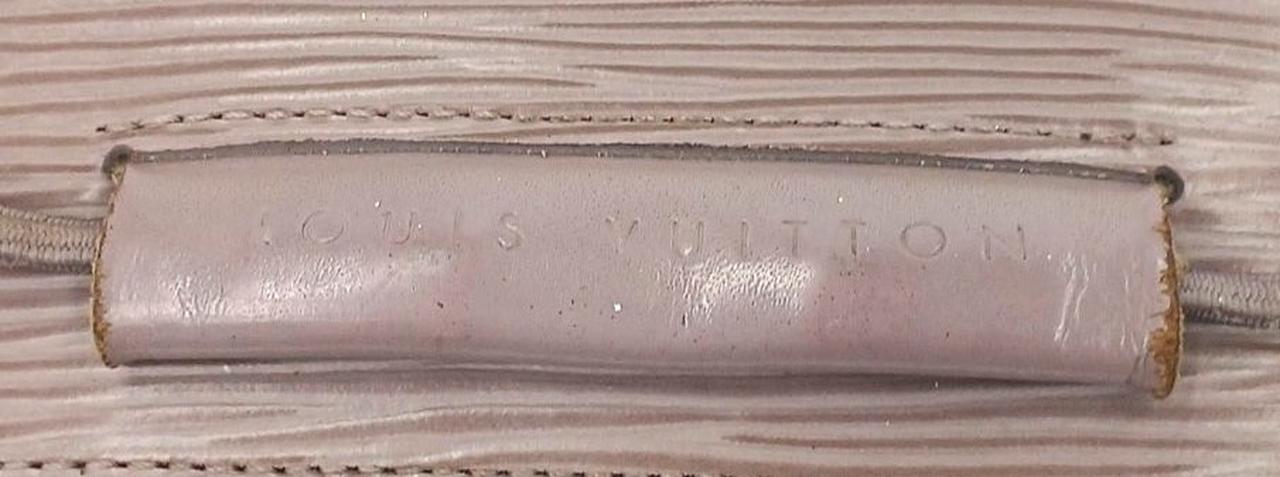 変色、スレあり。