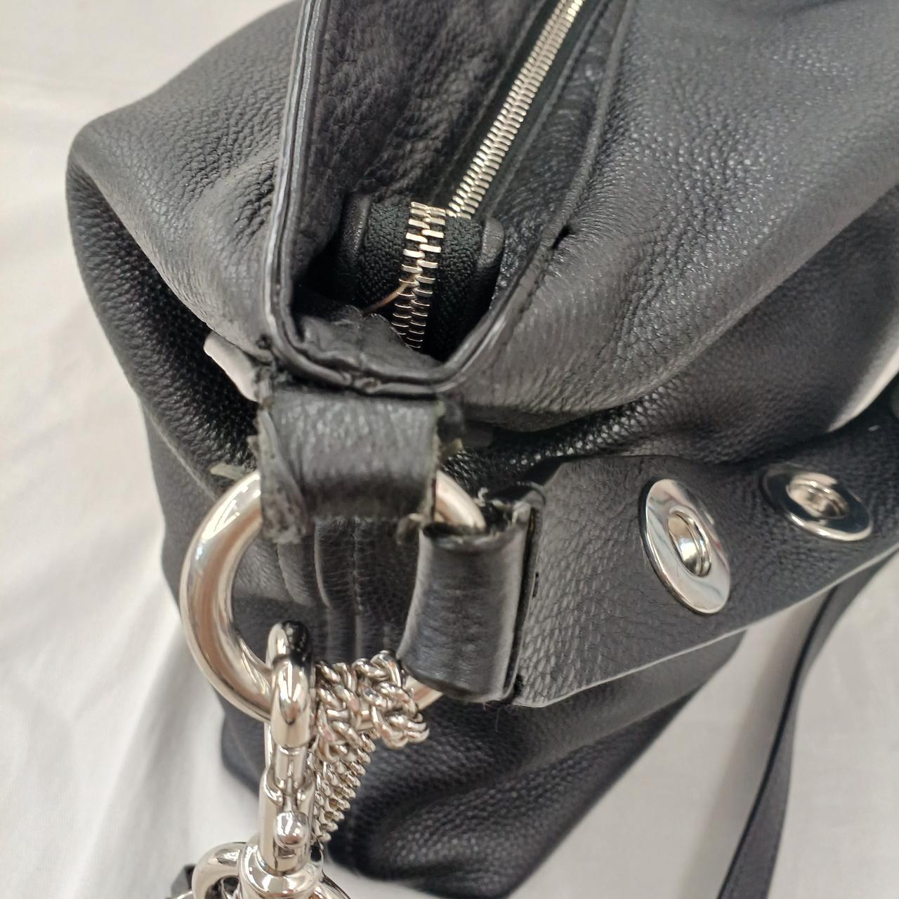 接着剥がれがあります。