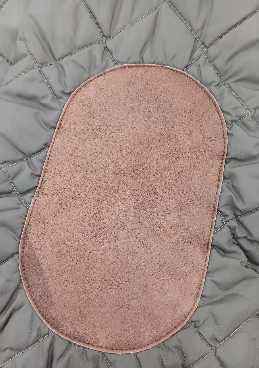 左袖の肘当てに変色あり