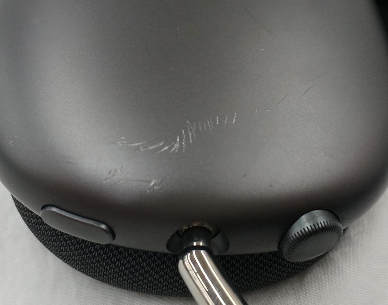 外観に傷あります。