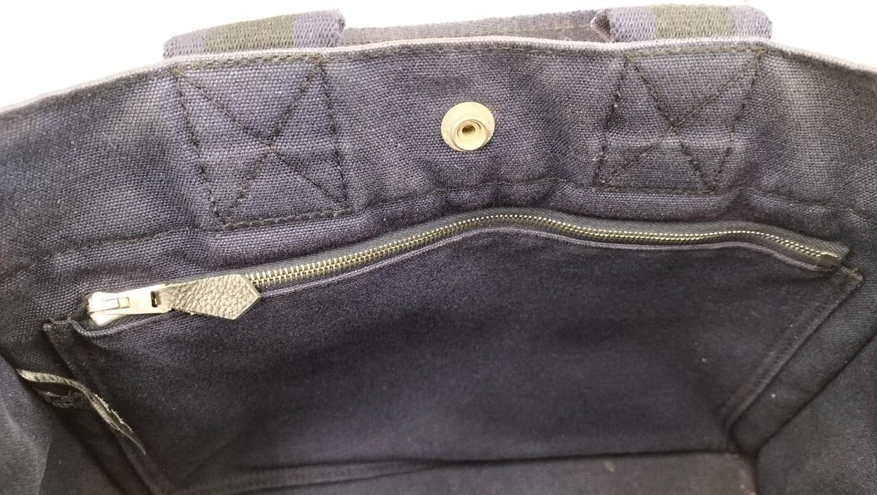 内側ファスナーポケット金具