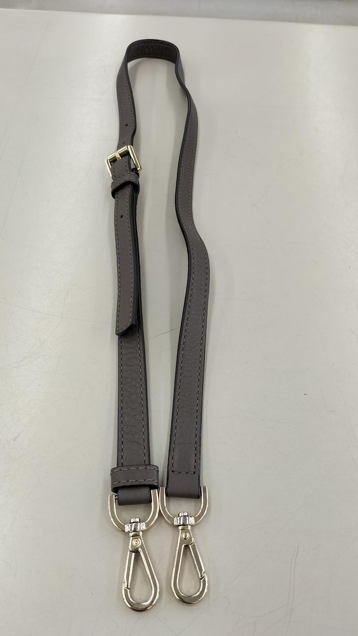 ショルダーベルト全長(約)97cm