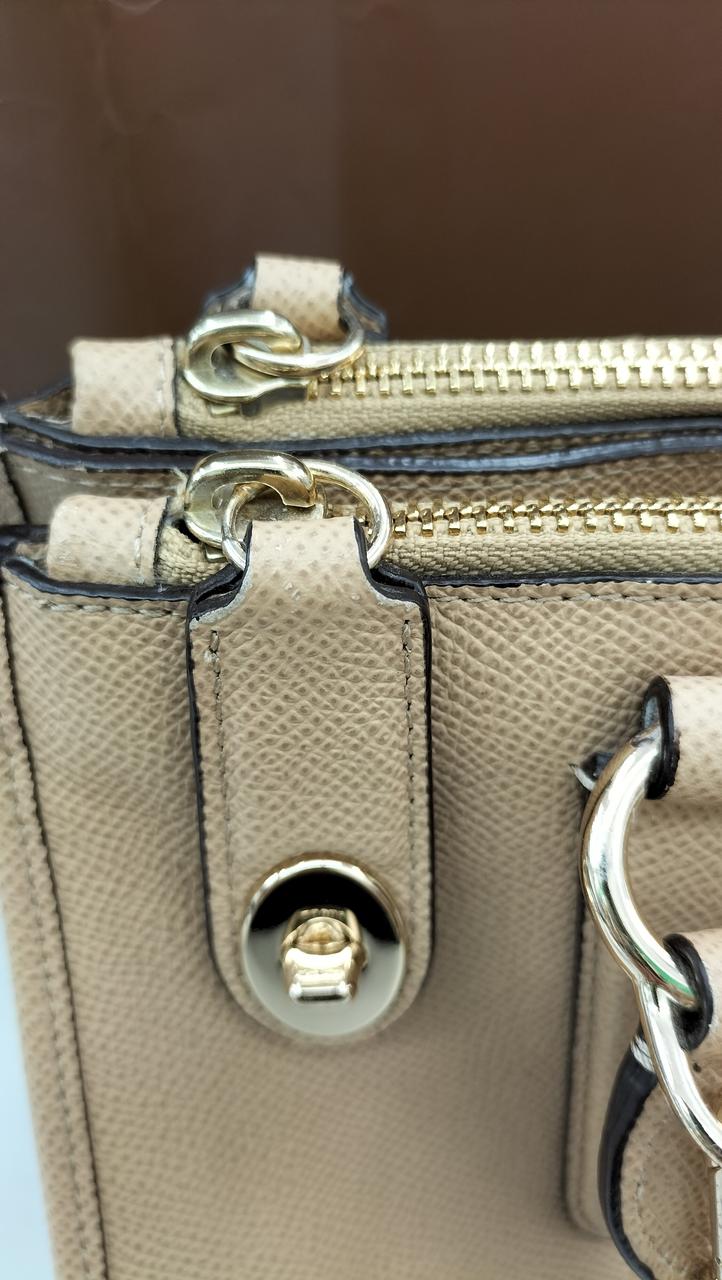 ファスナー留め具