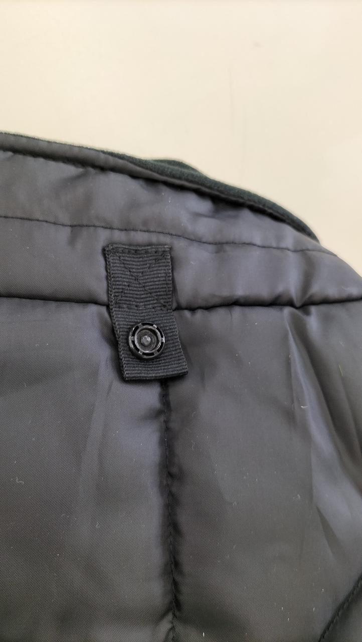 ジャケットとインナー留めボタン