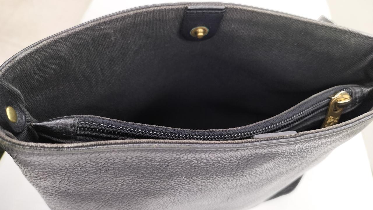 スナップボタン式 生地汚れあり