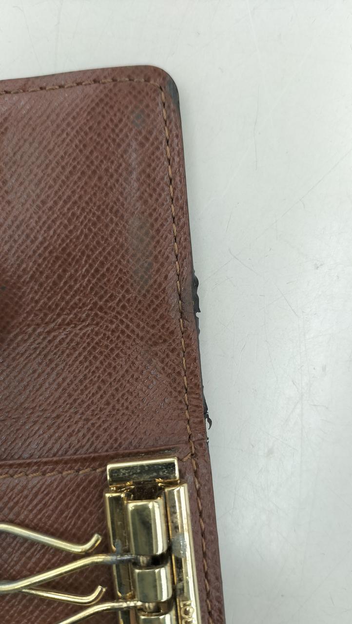 キーホルダー
折りたたんだ時の跡あり