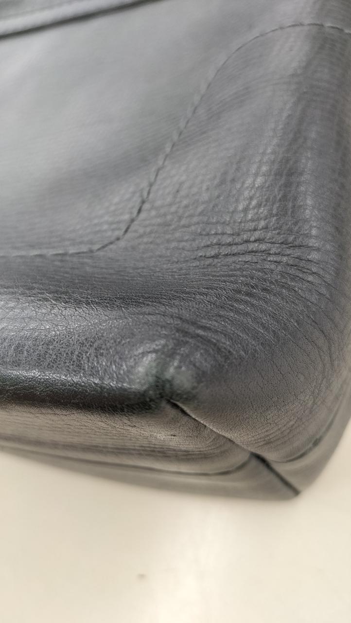 後ろ面角擦れあり