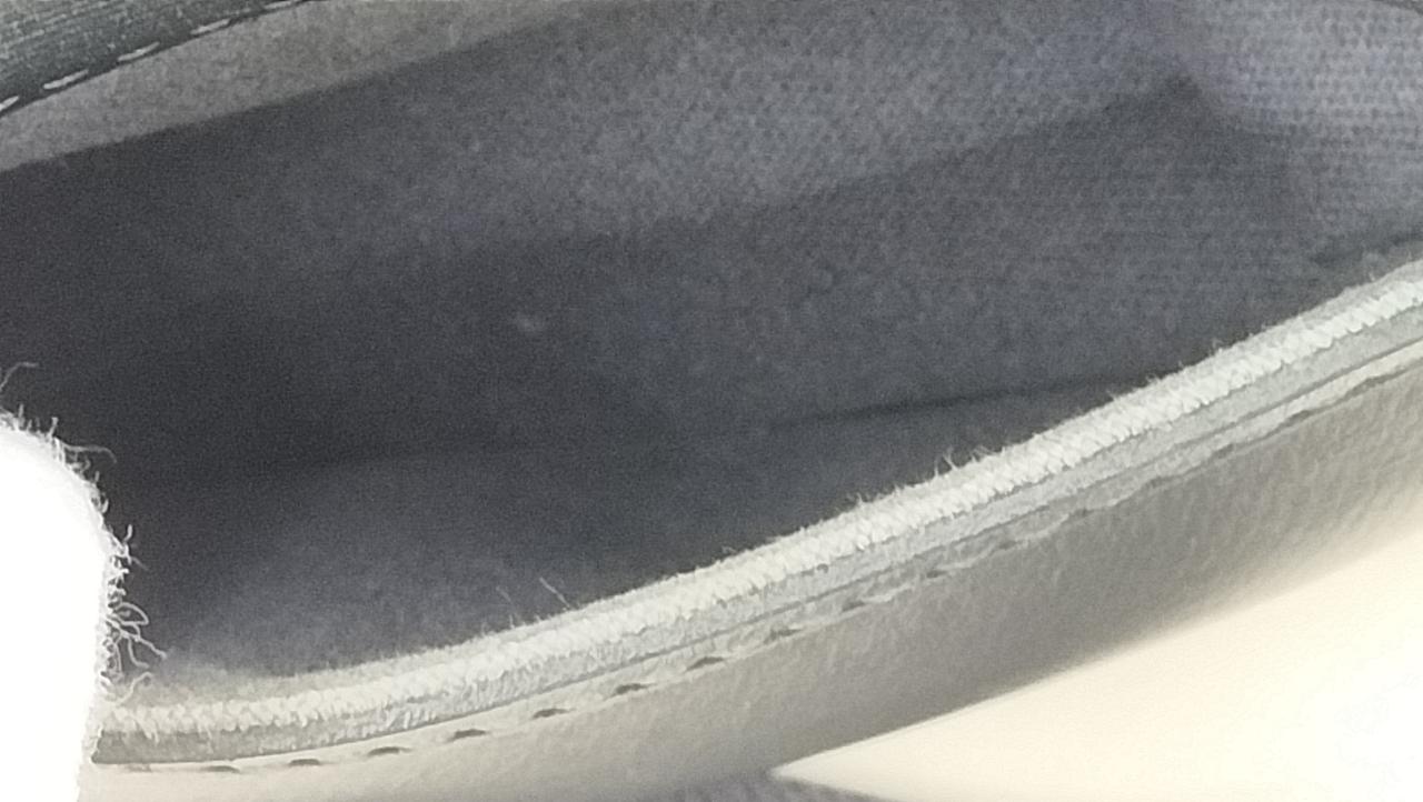 後ろ側オープンポケット内部