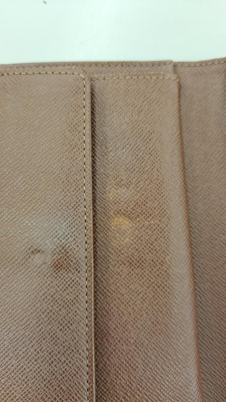 コインポケット表面汚れあり