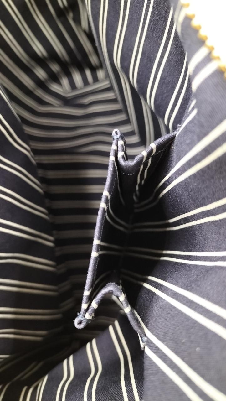 縦長オープンポケット内部