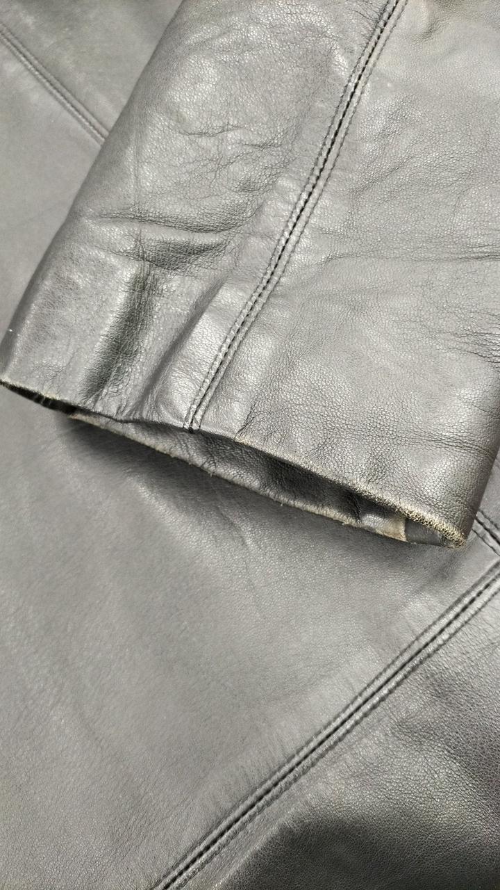 袖口に擦れあり