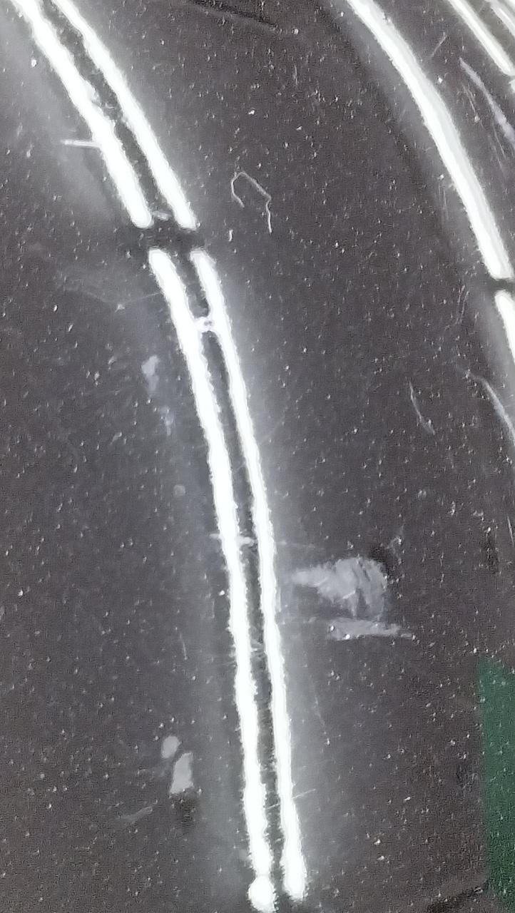 小さいキズあり