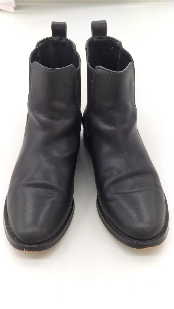 正面シワ多々あり