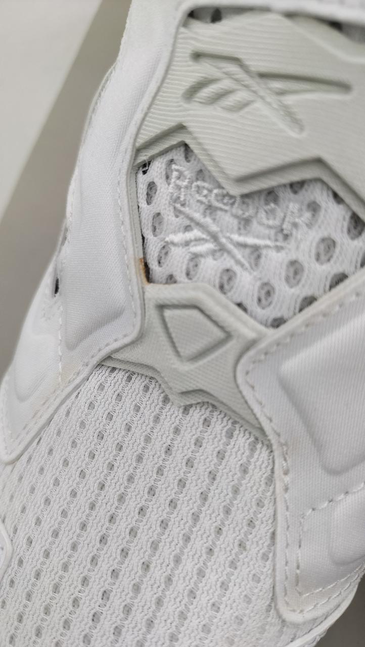 シミあります。