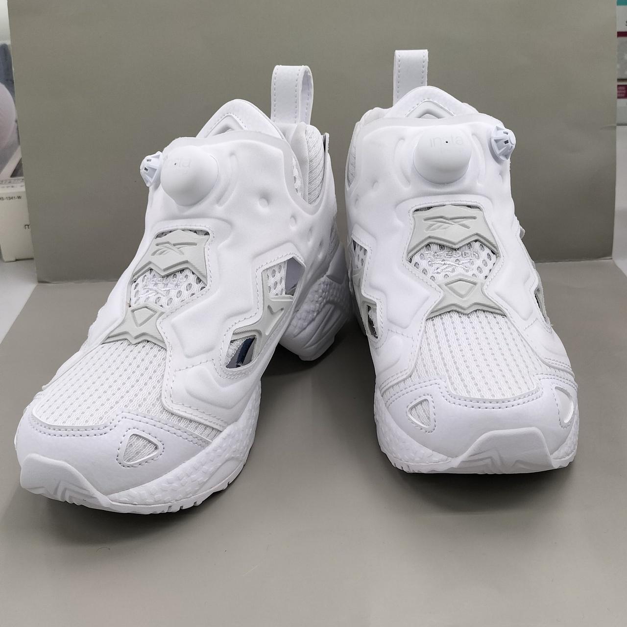 未使用品ですが保管時によるシミあり