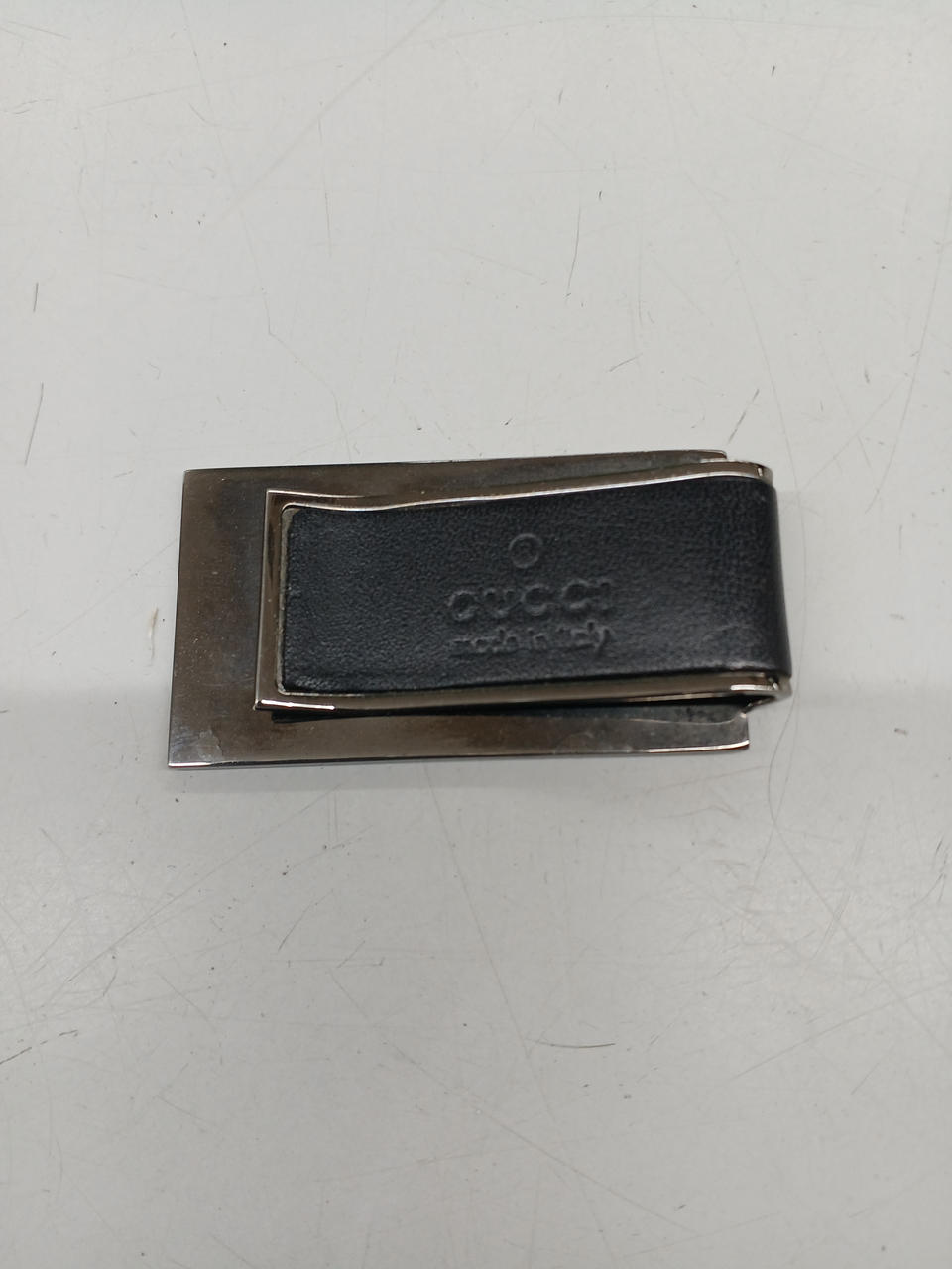 美品 グッチ GUCCI マネークリップ  箱付き  ITALY製 シルバー グッチ GUCCI マネークリップ メンズ INTERLOCKING インター