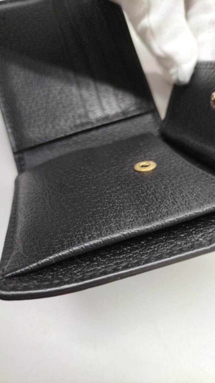 コインケースに若干クセ