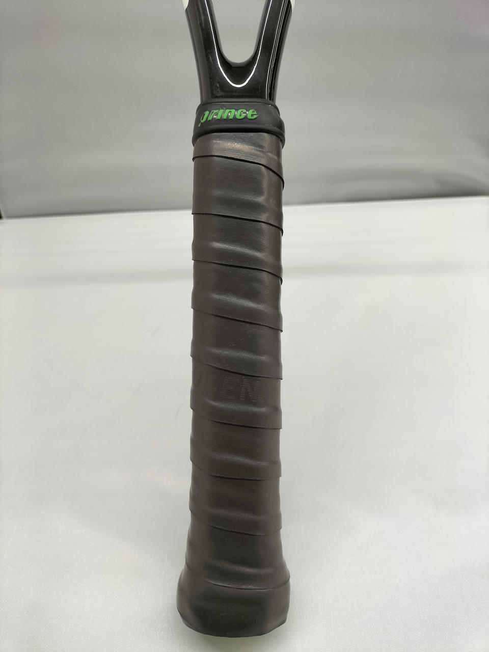 グリップもベタつきや汚れがなく綺麗です。