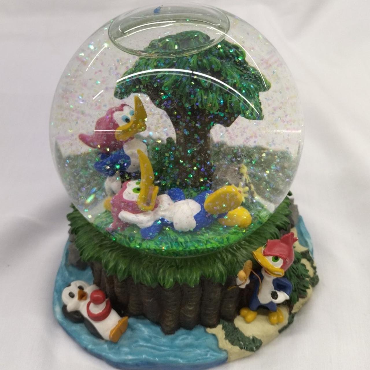 とても可愛らしいスノードームです！