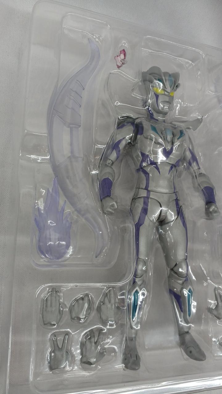 バンダイ(BANDAI)|S.H.Figuarts ウルトラマンゼロ ビヨンド
