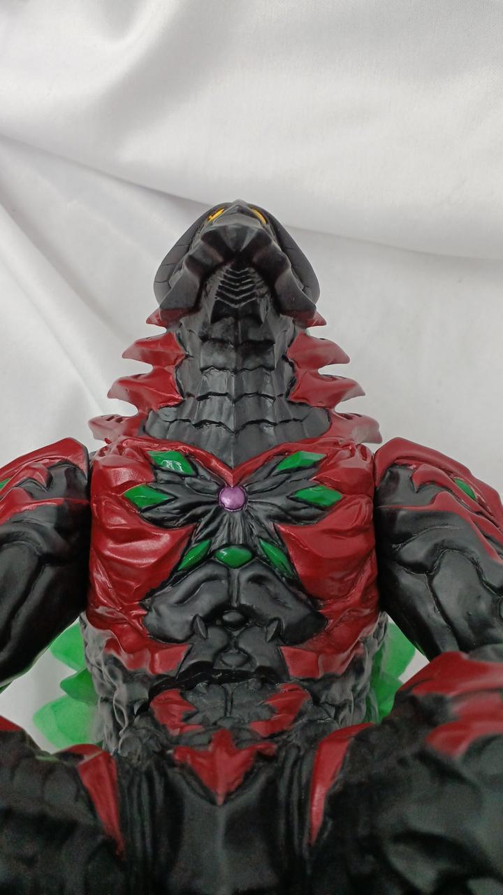 (未使用･未開封品)　ウルトラ怪獣DX アークベリアル kmdlckf Amazon.co.jp: [バンダイ] ウルトラ怪獣シリーズEX アーク