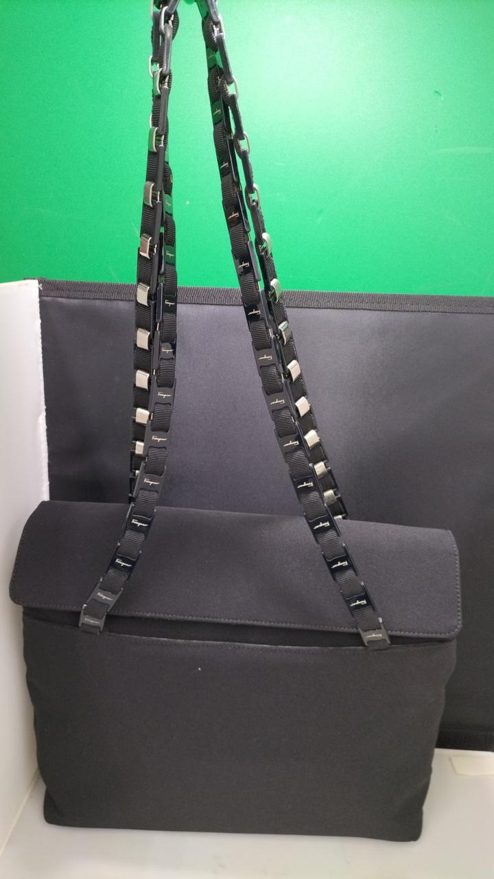 Salvatore Ferragamo サルバトーレフェラガモ ショルダーバッグ セール】サルバトーレフェラガモ Salvatore Ferragamo FERRAGAMO