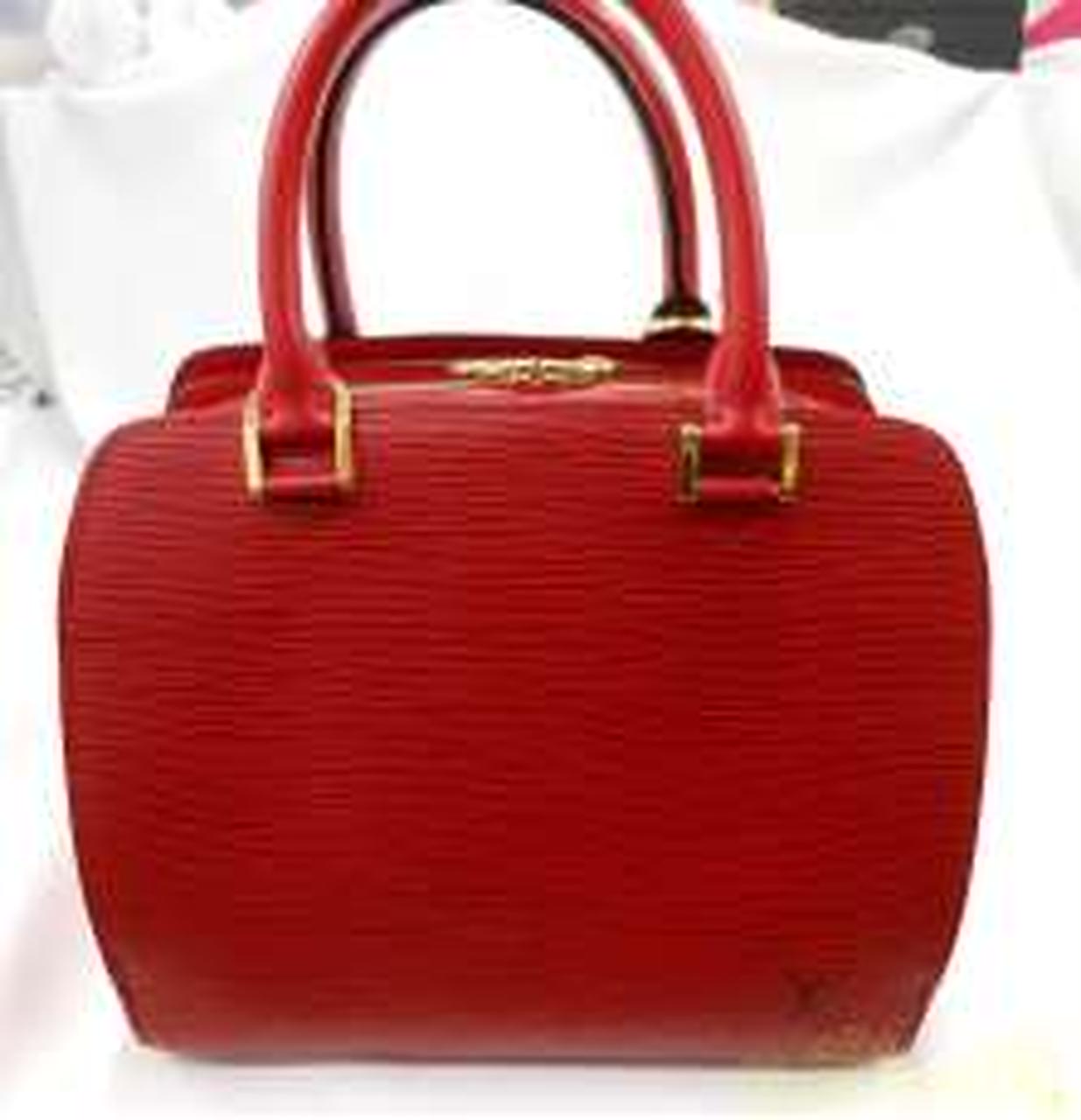 LOUIS VUITTON エピ ポンヌフ ハンドバッグ