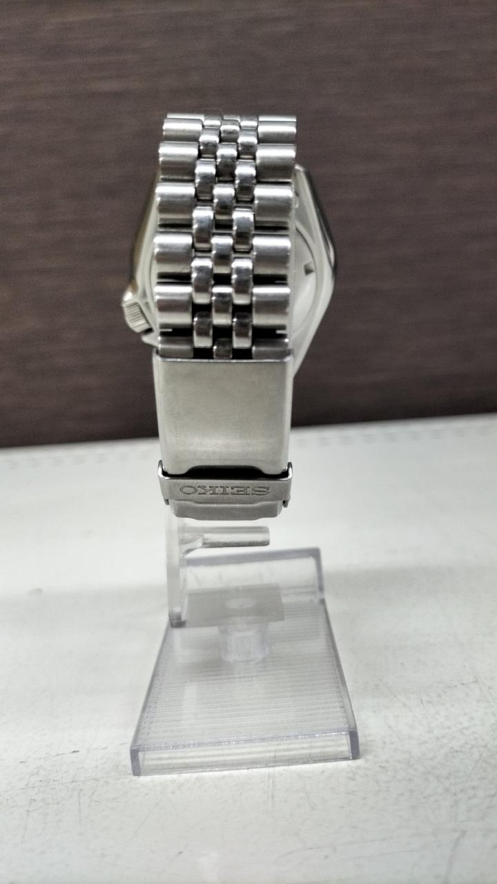 SEIKO 自動巻きダイバーズ 200m ステンレススチール 腕時計 ジャンク品 SEIKO 自動巻きダイバーズ 200m ステンレススチール 腕時計