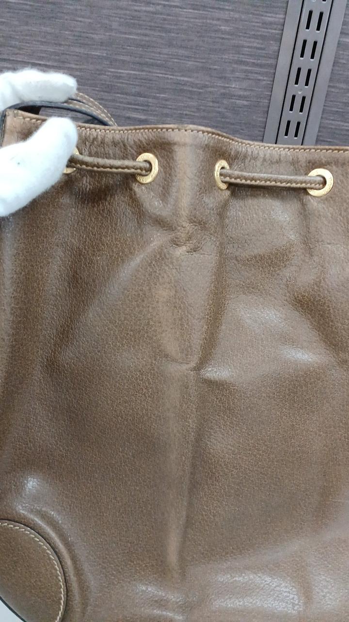 シワ、キズあり