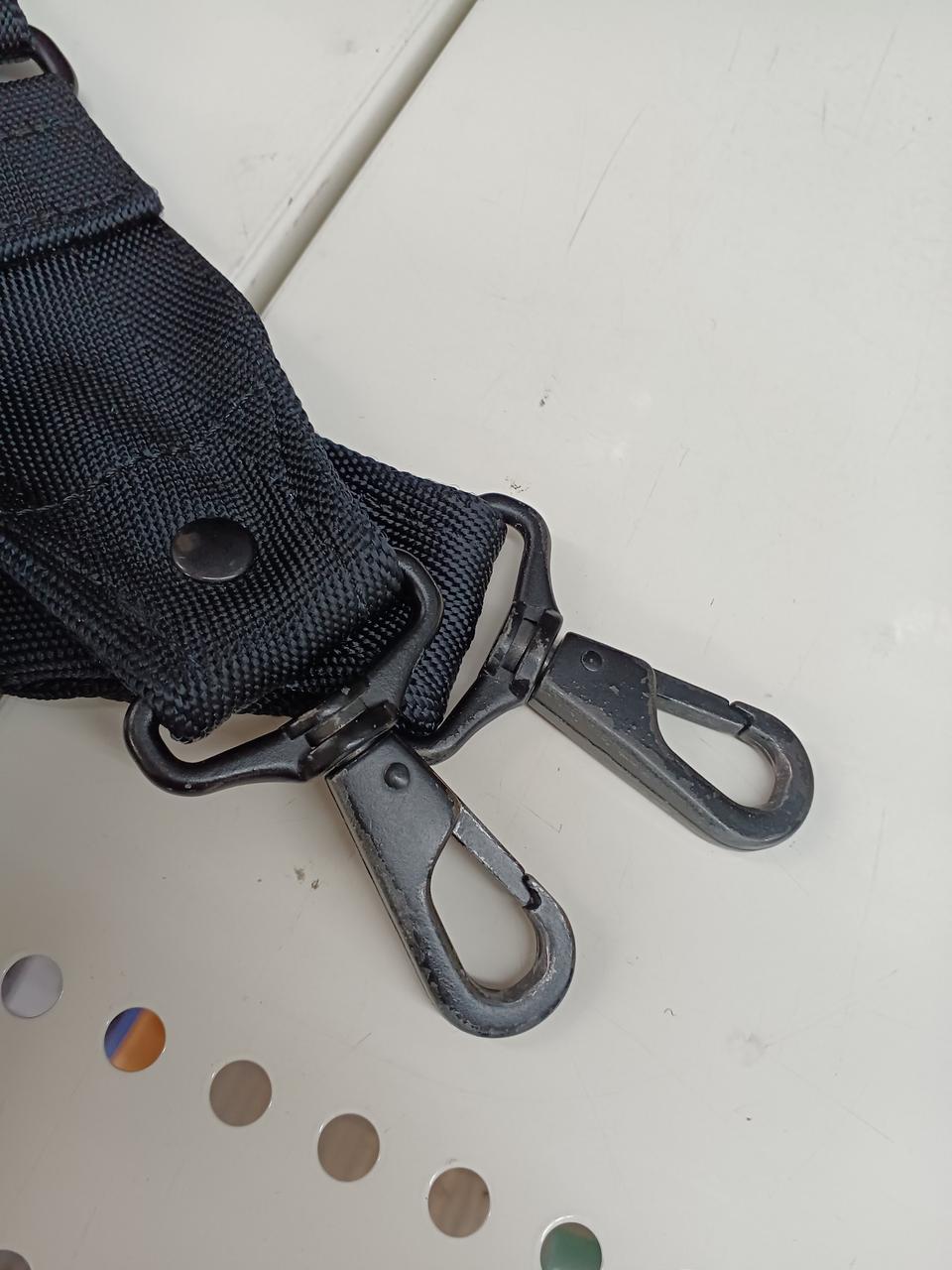 金具塗装剥がれあり