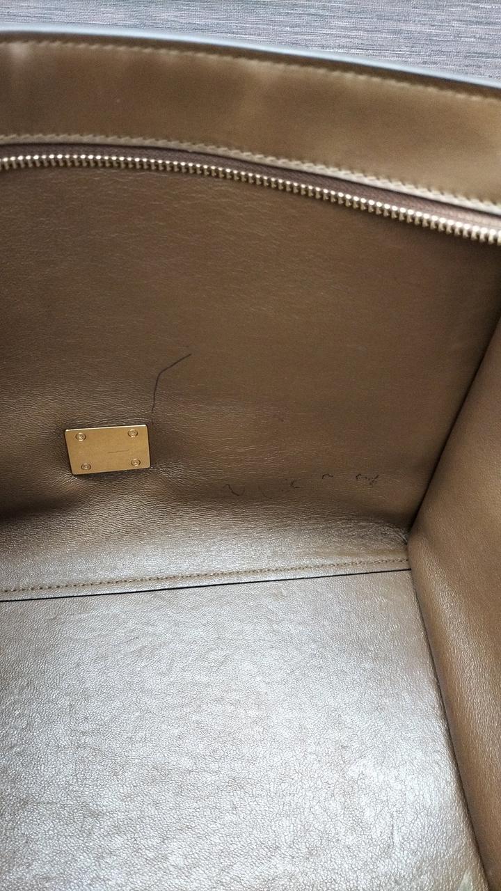 内側ペン跡あり