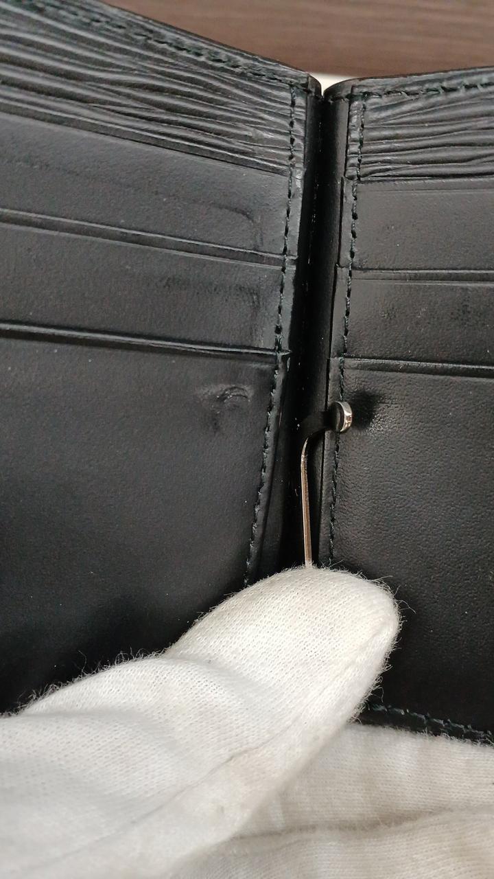 クリップ跡あり