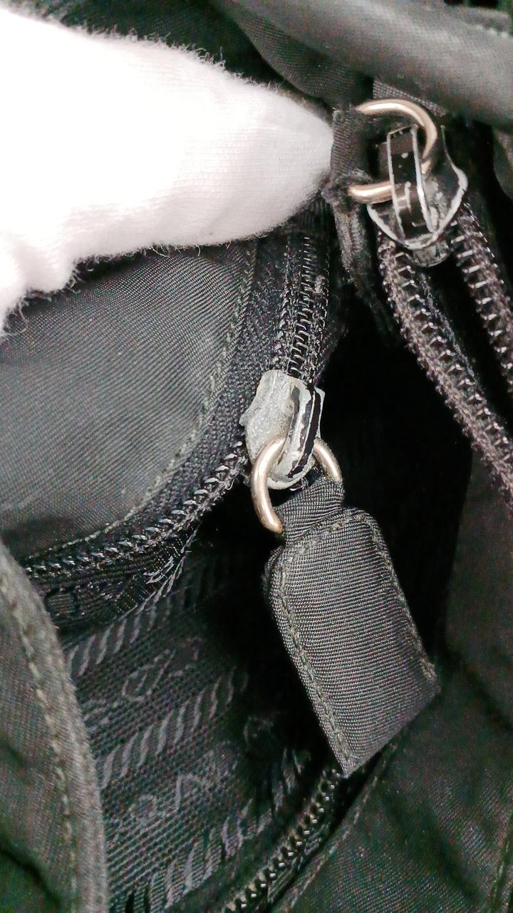 ファスナー劣化あり