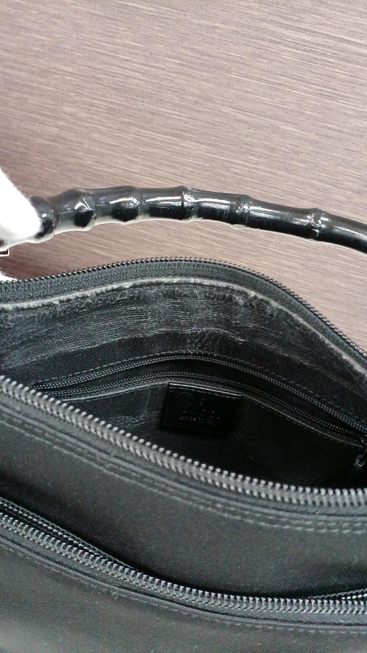 スレキズなどあり。