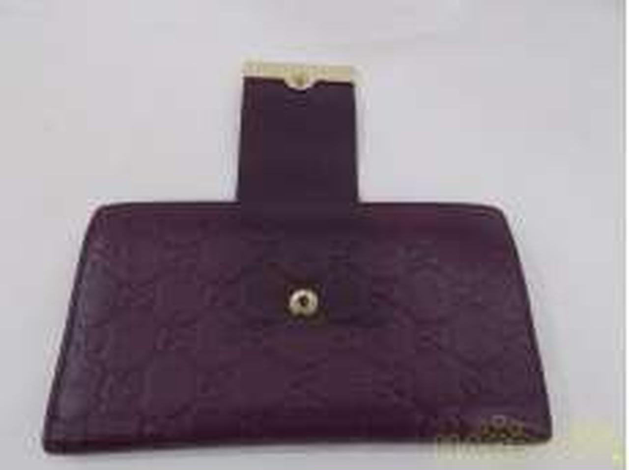 画面中央　日焼け変色キズあります