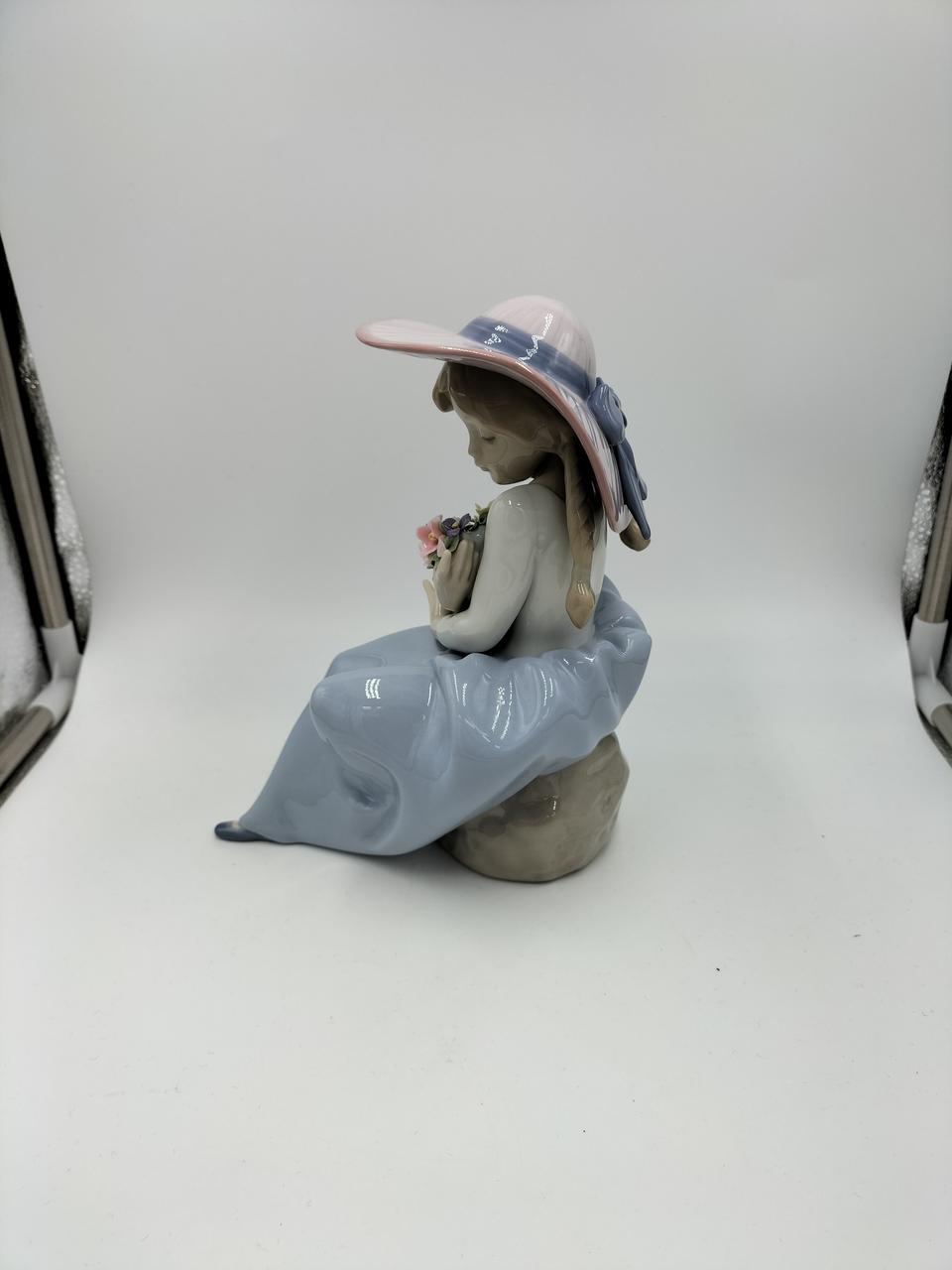 Lladro リヤドロ　陶器製カップルフィギュリン Lladro リヤドロ 陶器製カップルフィギュリン