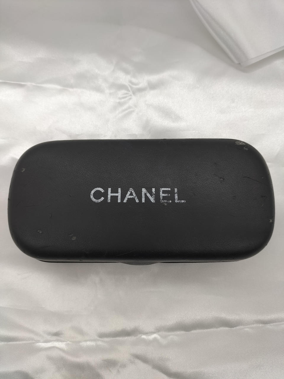 ケース劣化あり