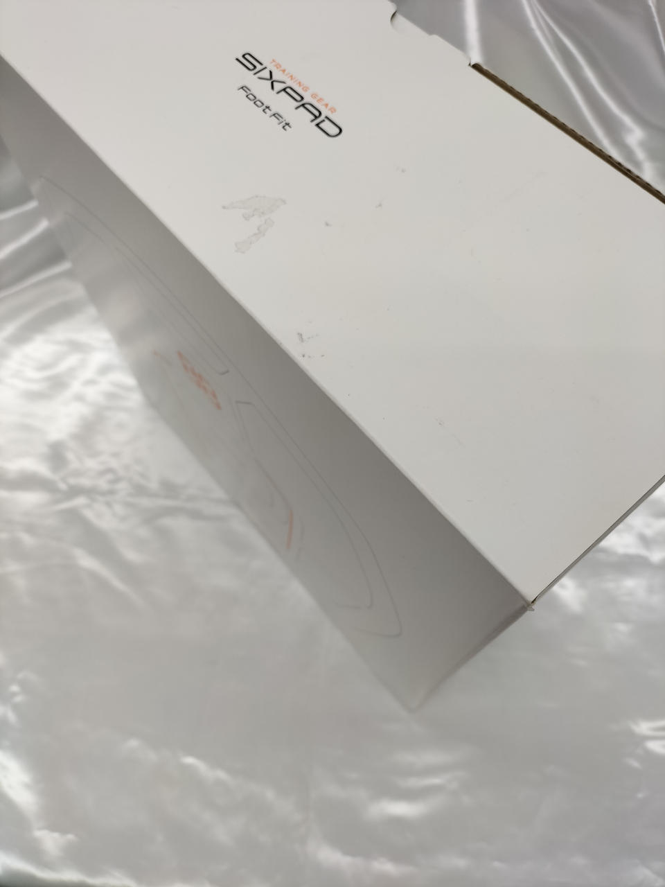 外箱汚れイタミあり