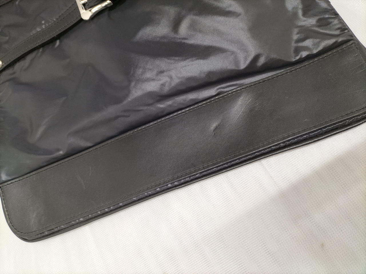 レザー部分傷あり