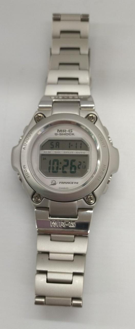 カシオMR-G 110  g-shock 値下げ中^_^ 日本刀モチーフの最上位モデルG-SHOCK、110万円はむしろ安い