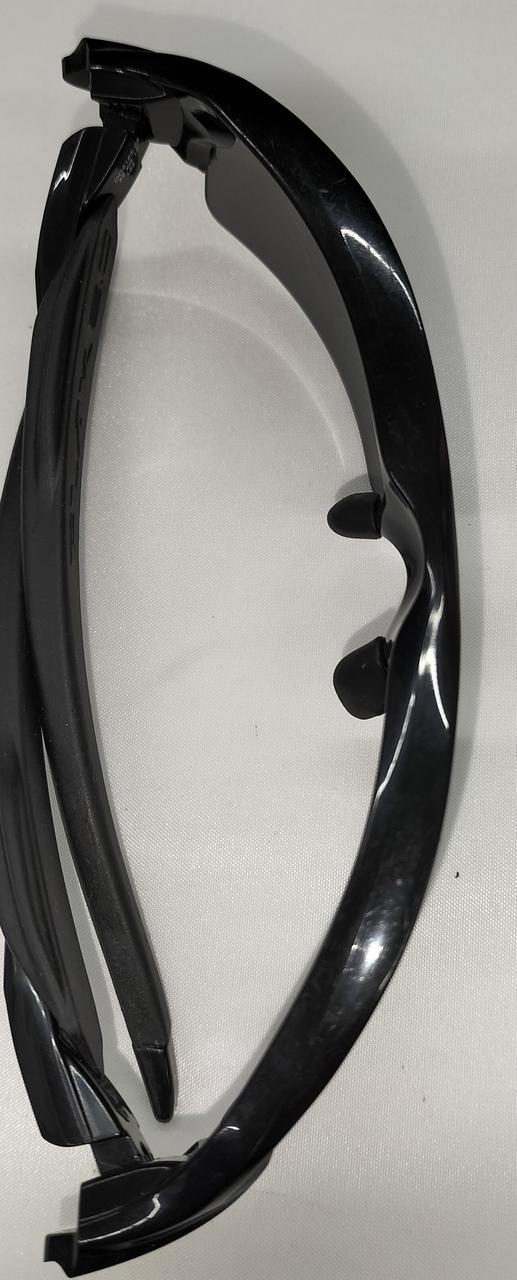 フレーム上部分、キズあり。