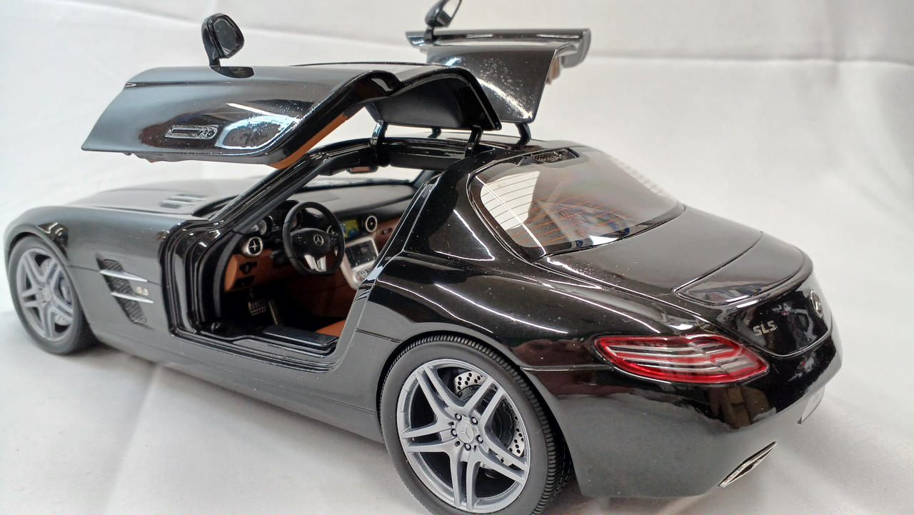 エイエムジー(AMG)|MERCEDES-BENZ SLS AMG|HARDOFFオフモール