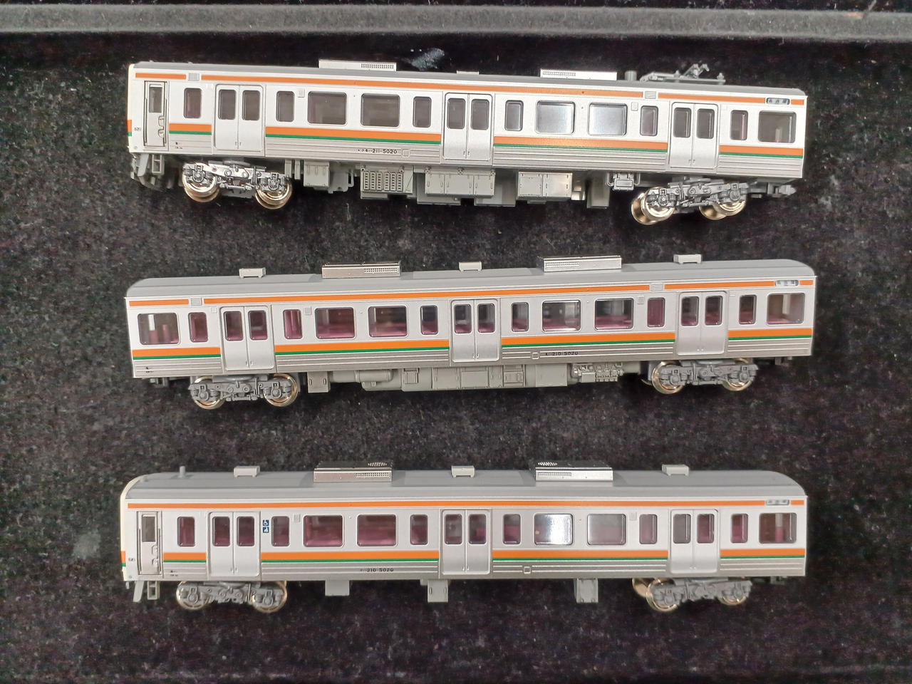 カトー(KATO)|211系5000番台(中央本線)3両セット|HARDOFFオフ
