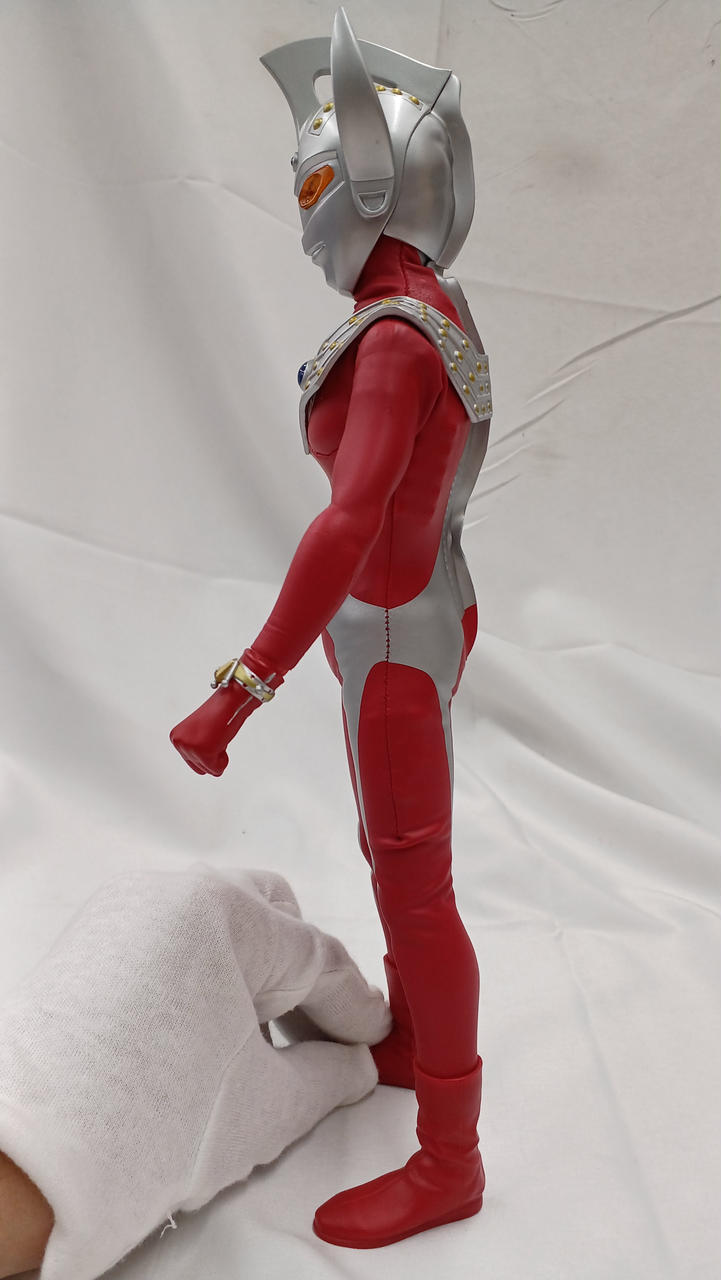 ウルトラマンタロウ　フィギュア ユタカウルトラマンタロウ Articulated ahead of its time