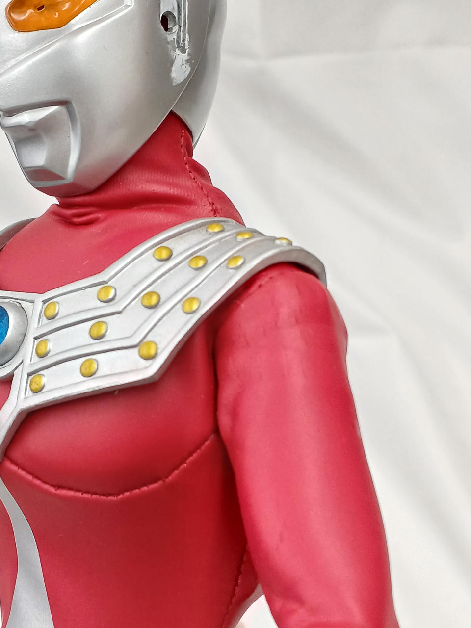 メディコム・トイ|可動フィギュア ウルトラマンタロウ|HARDOFF