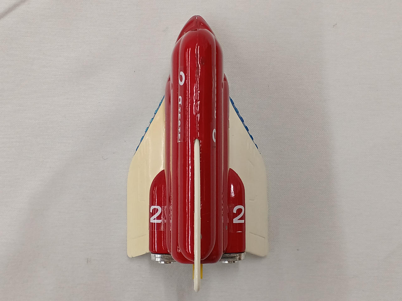 翼部分焼けあり