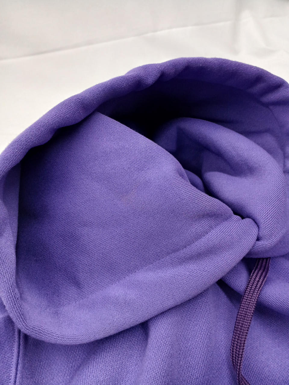 首もと内側汚れあり