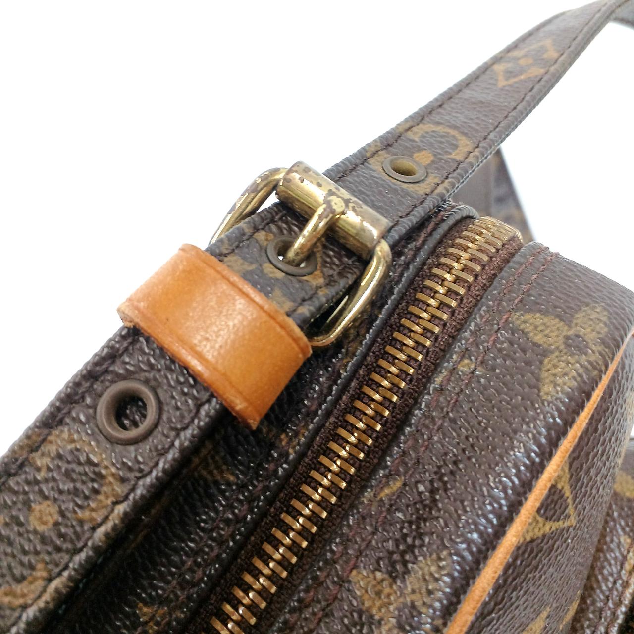 金属剥がれあり