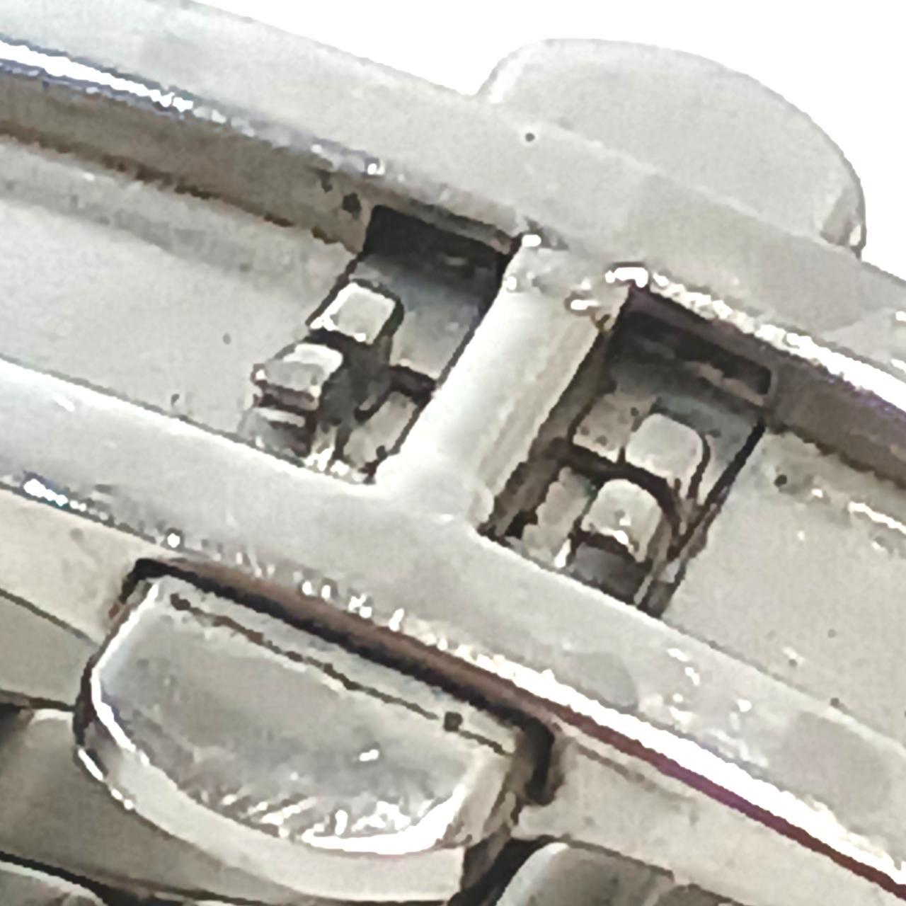 留め具破損あり