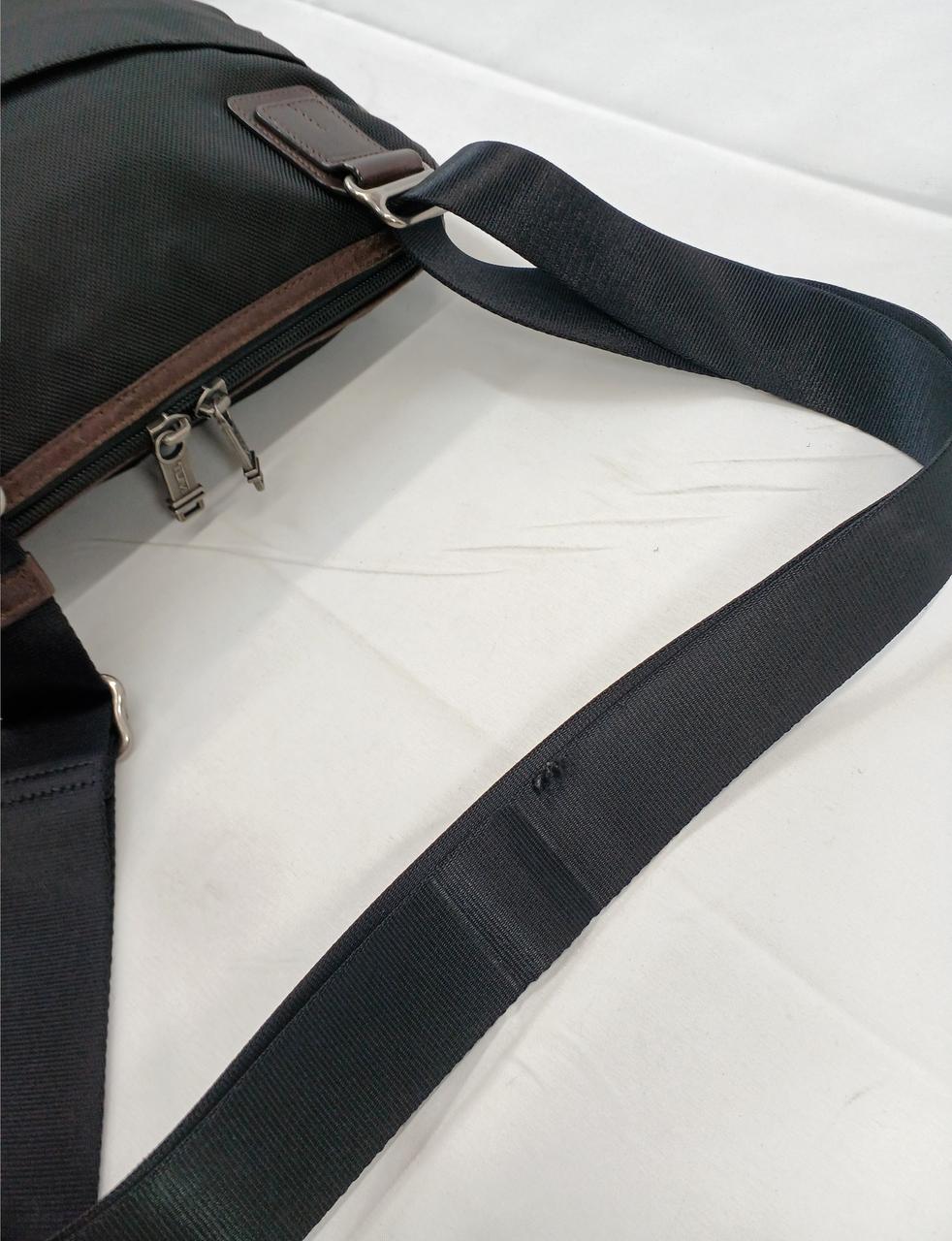 金具あと、スレあり。